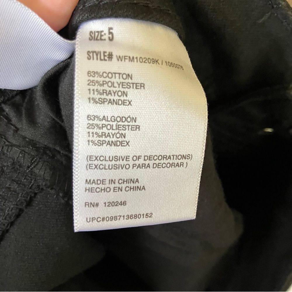 Wallflower Distressed Skinny Jeans Black Denim - Picture 4 of 10